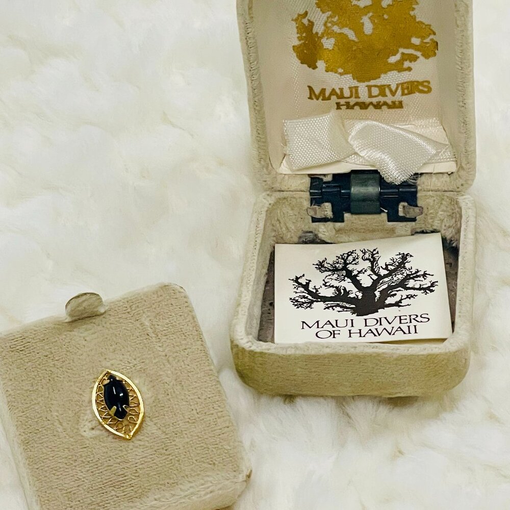 Vintage Maui Divers Black Coral Tie Tack